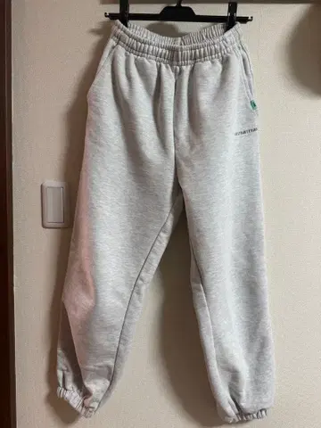 INSTANTFUNK 크롭 맨투맨