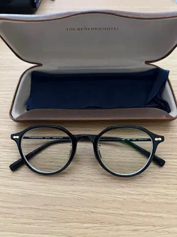 더 베드포드 호텔 BFH-07 블랙