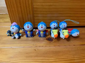 도라에몽 스트랩 피규어 6체 세트