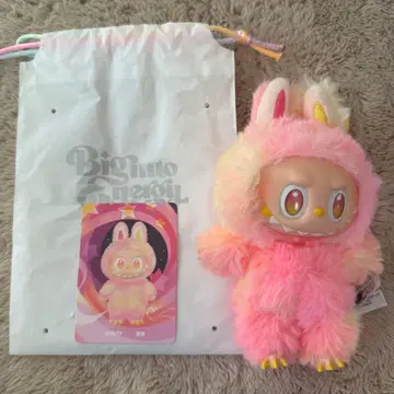 라부부 labubu LOYALTY