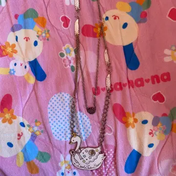 산리오 키키라라 스완 목걸이 리틀트윈스타 백조