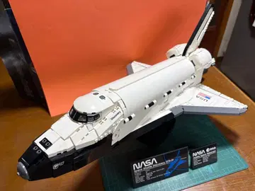 레고 아이콘 10283 스페이스셔틀 디스커버리호 완성품