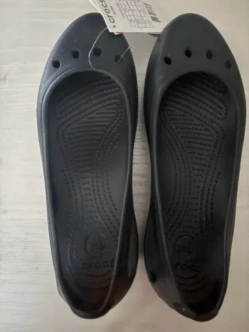 [ 새상품 ] crocs kadee 샌들 블랙 25cm