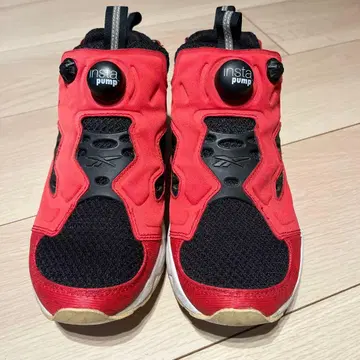 리복 인스타펌프 퓨리 로드 빨검 24cm