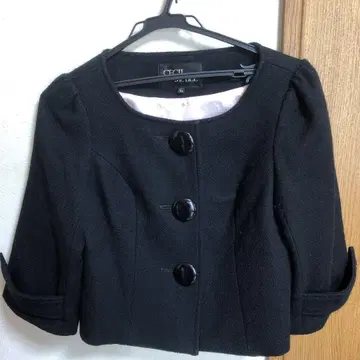 CECIL McBEE 노카라 자켓 블랙