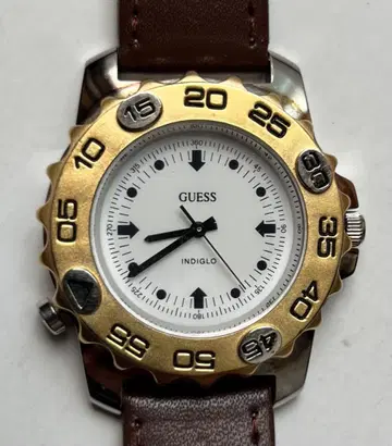 GUESS INDIGLO 손목시계 화이트/골드