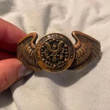 CALEE 날개 디자인 팔찌