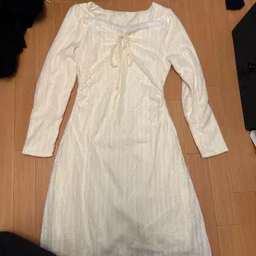 holiday&holiday 화이트 리본 포함 롱 원피스