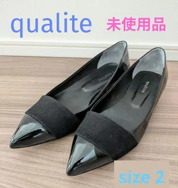 [ qualite ] 미사용품 스틸레토 로우힐 펌프스 에나멜 블랙