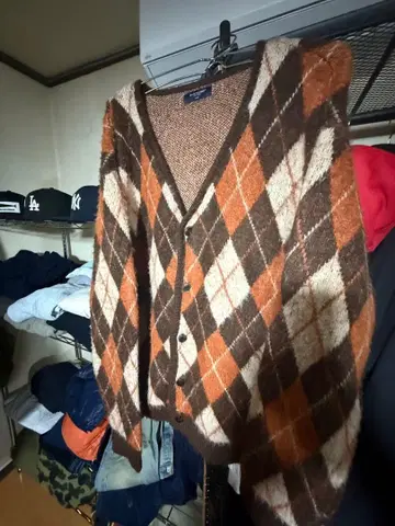 BACK NUMBER 아가일 가디건 L 사이즈