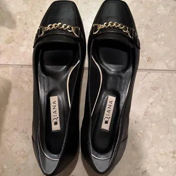 다이애나 블랙 플랫슈즈 24cm