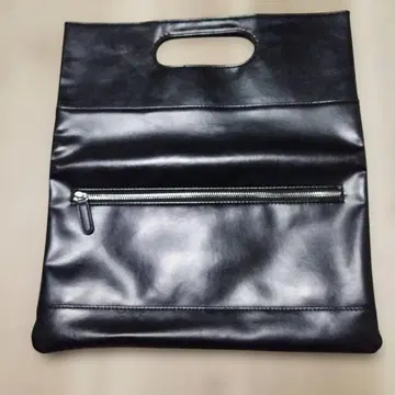 SORASION 블랙 합성 피혁 클러치백