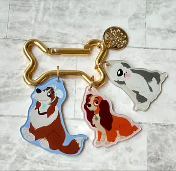 레이디 맥스 나나 DOGS 디즈니 스토어 카라비너