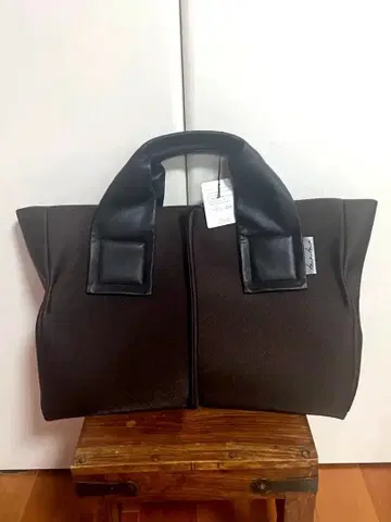 [택 포함 새상품] kawa kawa 카와카와 토트백 브라운