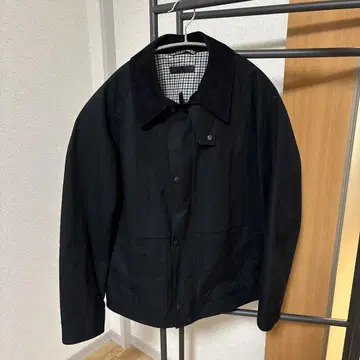 유니클로 유틸리티 숏 블루종 M 사이즈