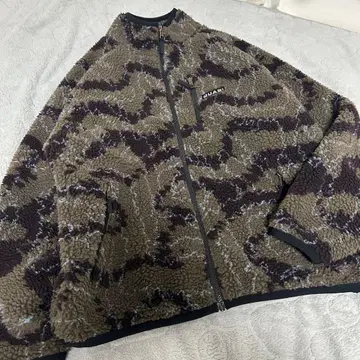 QUASI Skateboards 쿠아지 카모플라쥬 보아 자켓 M