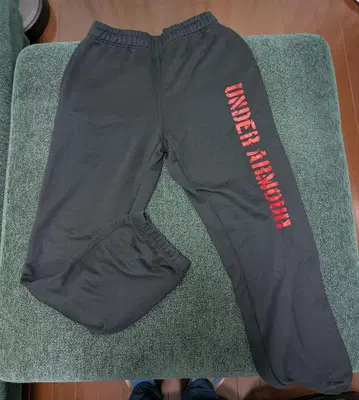 언더아머 스웨트 팬츠 L 블랙