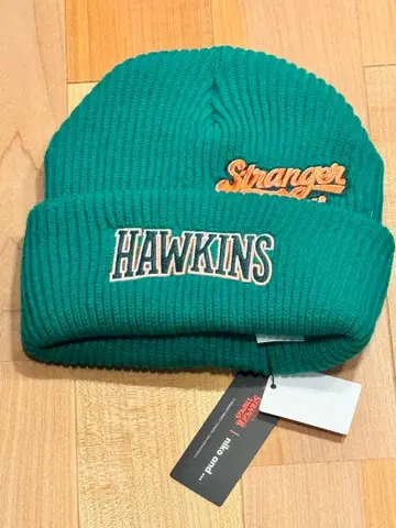 [ STRANGER THINGS ] 콜라보 볼륨 니트 와치