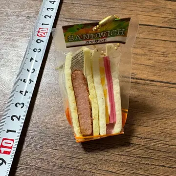 스퀴즈 미니어처 카츠샌드