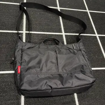 MANHATTAN PASSAGE 숄더백 블랙