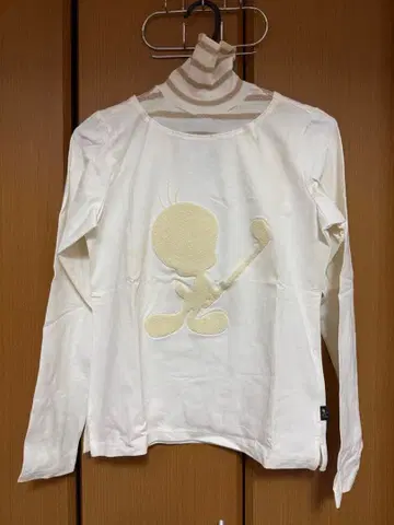 Callaway Tweety 니트 절개 터틀넥 긴팔 T셔츠