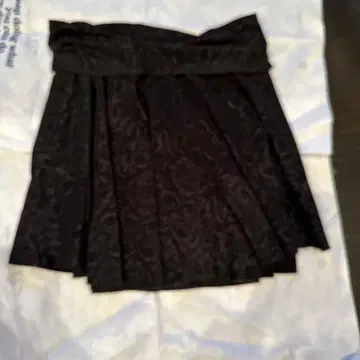 FREED 블랙 플레어 스커트 M 사이즈