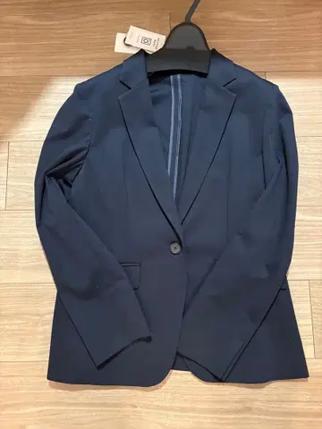 미사용 새상품 UNTITLED 네이비 스커트 수트 04/2LT