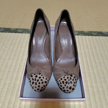 다이애나 펌프스