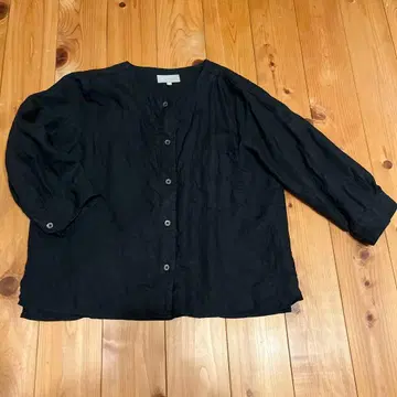 새상품급 MARGARET HOWELL 블랙 7부 소매 버튼 셔츠 II