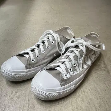 CONVERSE 그레이 로우컷 스니커즈