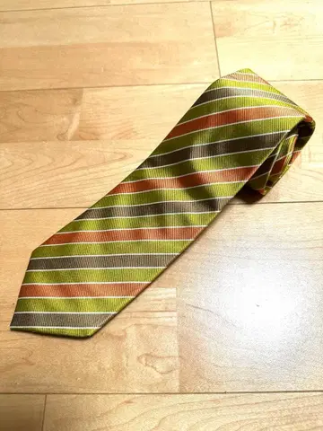 폴 스미스 스트라이프 넥타이