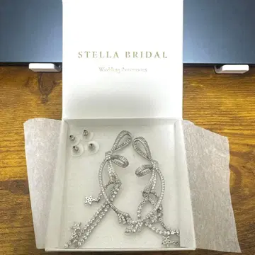 리본 모티브 귀걸이 STELLA BRIDAL