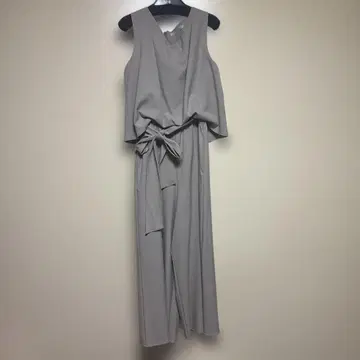 ST. ROONEY 그레이 살로펫 슬리브리스