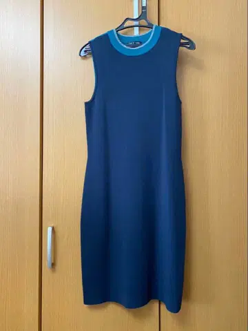 옷깃이 그린 테두리인 네이비 원피스 rag & bone NEW YORk