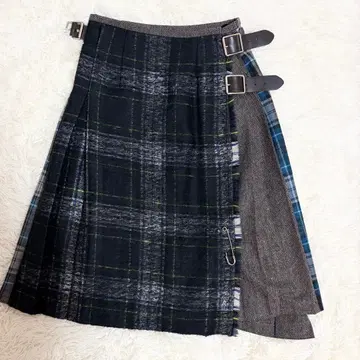 O'NEIL of DUBLIN 오닐 오브 더블린 체크 울 스커트