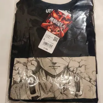 진격의 거인 x UT 리바이 티셔츠 L 사이즈