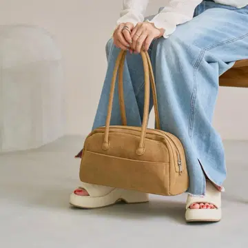 Kastane 스웨이드 보스턴 백 베이지