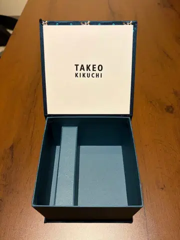 TAKEO KIKUCHI 네이비 넥타이 상자