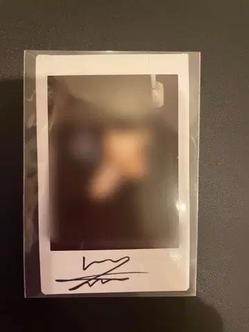 ateez 우영 친필 사인 폴라로이드