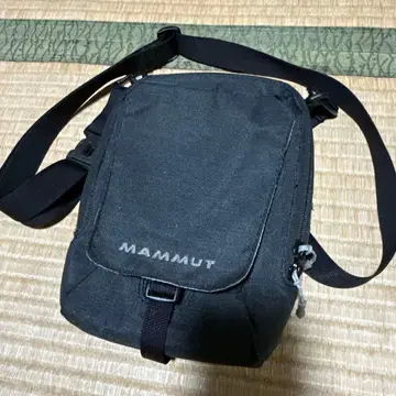 마무트 MAMMUT 숄더백 멜란지 타슈