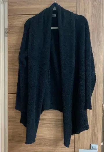 8 FRAGMENTS 블랙 플리스 가디건