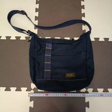 에디바우어 숄더백