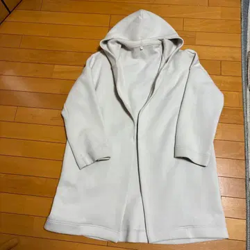 아이보리 후드 부착 롱 코트 M-L