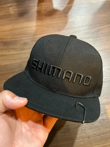 SHIMANO 블랙 스냅백 캡