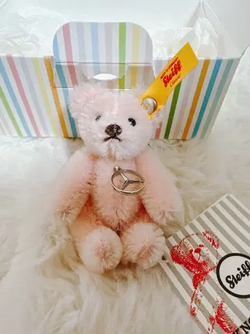 새상품 메르세데스 x Steiff 핑크 테디베어 키링