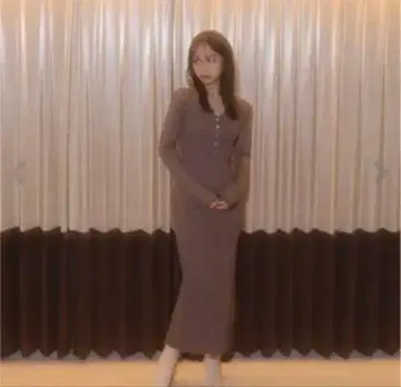 melt the lady 글리터 리브 니트 드레스