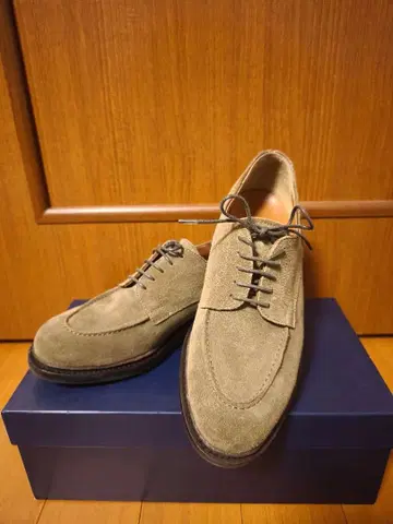 SHIPS: 노르웨이안 스웨이드 U칩 신발