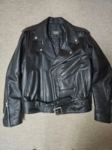 HORN WORKS 블랙 가죽 라이더 자켓