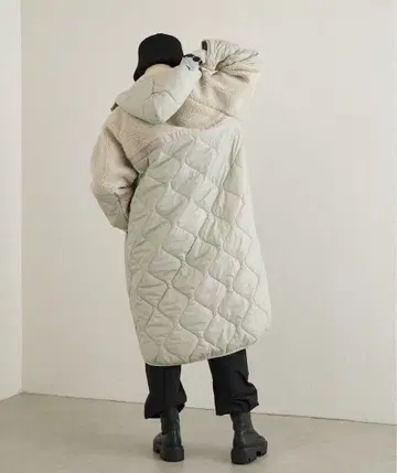 이아파피요네 수미스타일 퀼팅 보아 코트 롱 그레이