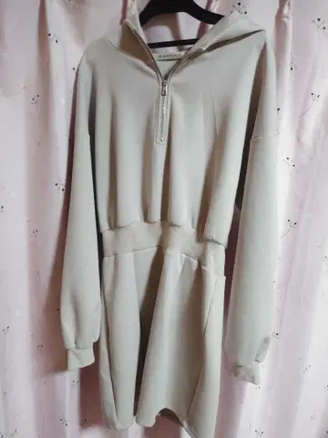 MAJESTIC LEGON 후드 부착 베이지 후드티